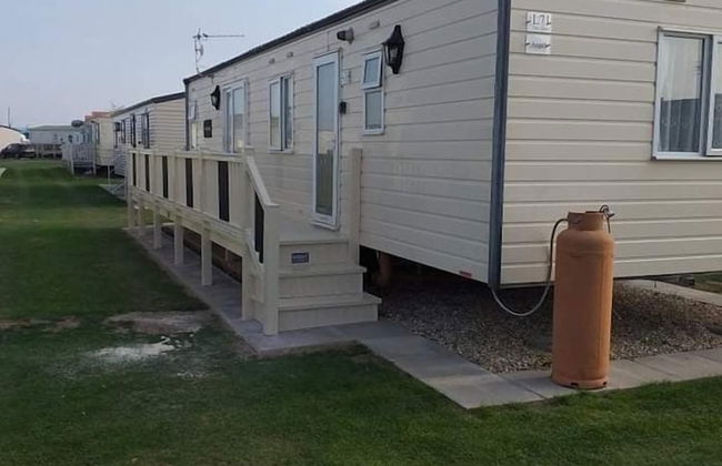 Remarkable 2-bed Caravan in Ingoldmells - Foto 21