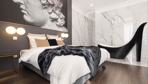 Legend Majestic - Baignoire chaussure - TV Miroir - Parking Privé GRATUIT - Foto 3