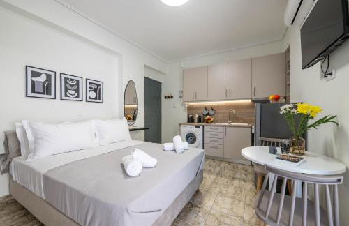 Kalamata Downtown Cuties - Foto 22