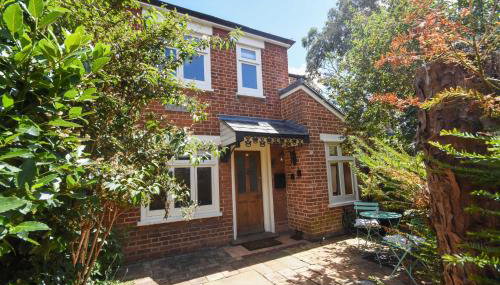 Unique period one bedroom house in Colchester - Foto 4, Garden