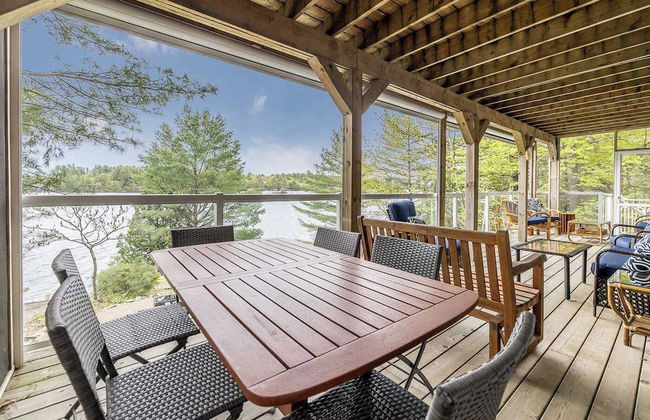 Muskoka Lakeshore Cottage Bliss - Foto 69