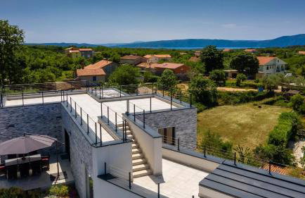 Luxury Villa Subventus - Photo 42