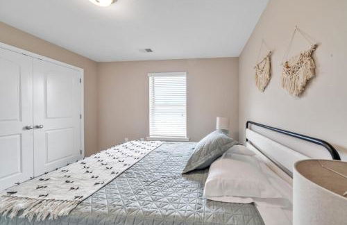 Stonecrest 620, 2Bd Apt I Free Parking I Pool - Foto 9