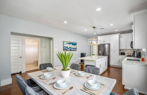 Intergalactic Abode at East Downtown - Foto 11