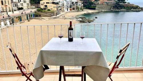 Beachfront Calella Duplex - Foto 1