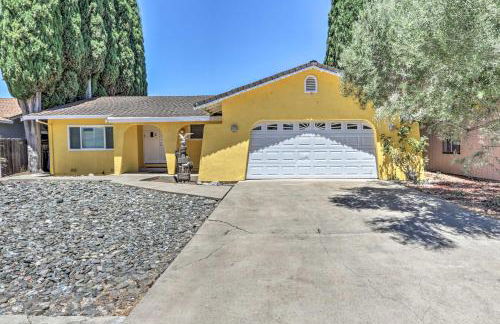 Wine Country Oasis with Waterfront Terrace and Dock! - Foto 29