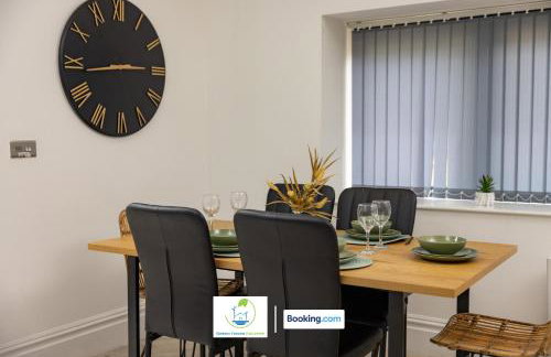 2 Bedroom Apartment By Green Haven Escapes Short Lets & Serviced Accommodation In Leeds with Free WiFi & Parking - Photo 9