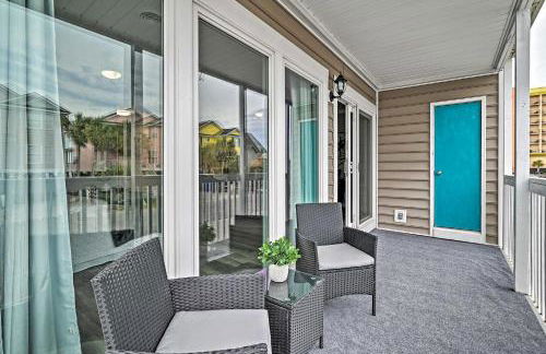 Couples Retreat with Balcony in Surfside Beach! - Foto 2