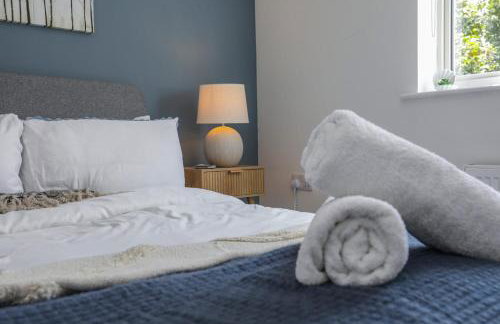 8 Iris Cottage 4-BR Coastal Home in Suffolk - Foto 8