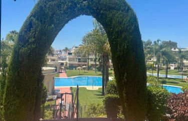 StayatSas Marbella, close to the beach, large 80 m2 terrace, large swimming pools, parking included, 10 minutes from the centre - Foto 34