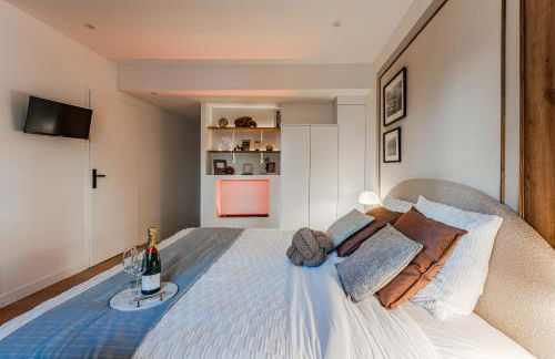 Suite d'Exception sous Voûtes avec Spa & Cinéma - Foto 13