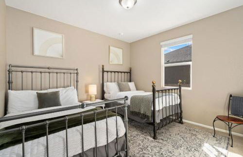 Windshire Retreat with Pool, Garage and Pet-Friendly - Foto 19