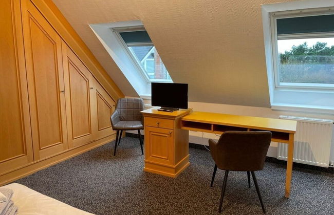 Nice Holiday Home With Terrace - Foto 15