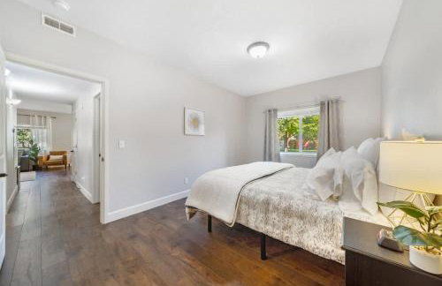 Condo with Sauna & Fitness Center, Extended Stay Savings - Foto 22