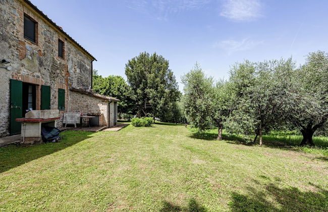 Semidetached Villa Shared Pool - Photo 26