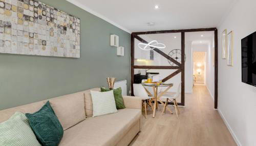 Alfama with Private Patio & Barbecue - Foto 1