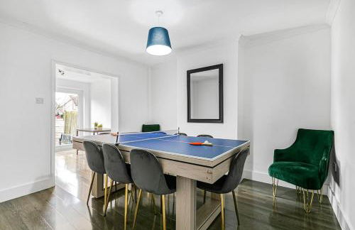 Luxury Large House With Games Room Sleeps Up to 12 - Foto 10