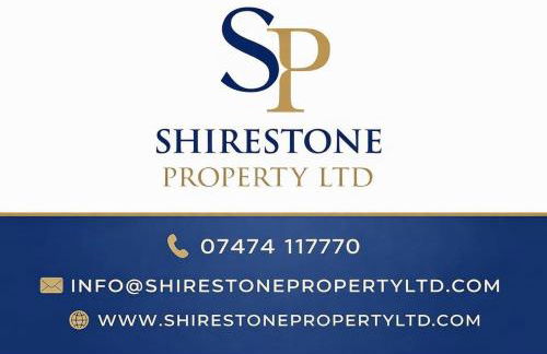 NEW! Large 4BR home by Shirestone Property, Driveway Parking, Near M40, Wifi - Photo 2