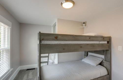 Walk to Lake Erie Spacious Home in Sandusky! - Foto 16