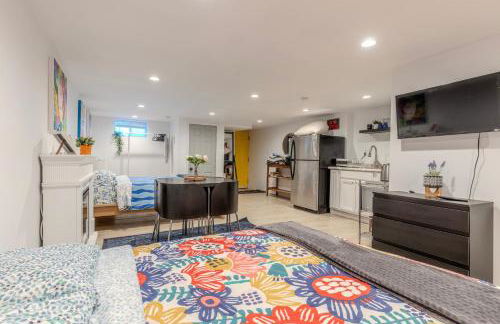 DC colorful place plus Free Parking - Photo 16