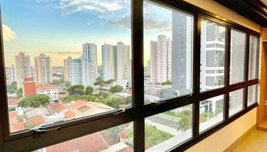 Um Luxo de Vista, Lindo Closet e Móveis Assinados - Foto 4