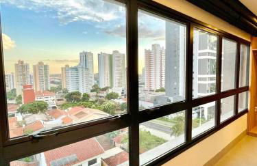 Um Luxo de Vista, Lindo Closet e Móveis Assinados - Foto 4