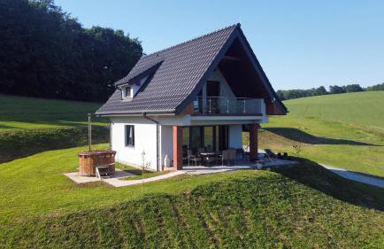 W Sercu Kotliny - luksusowe wille 8 osobowe z balią opalaną drewnem i widokiem na góry - Foto 1