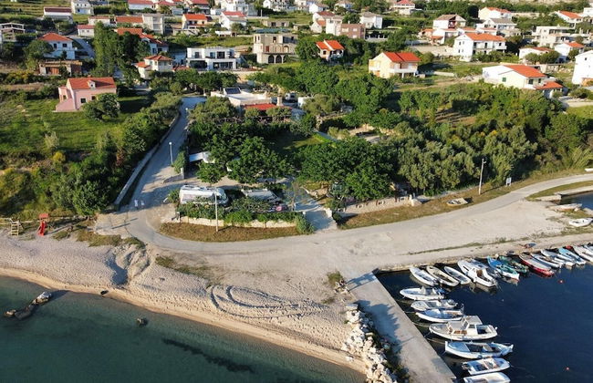 Kamp Miočić - Foto 34