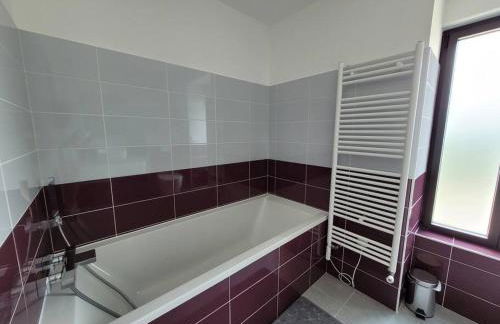 Maison familiale proche plages avec jacuzzi - Foto 31