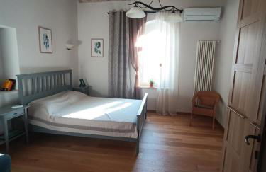 Heritage Apartment Nestled Between Sea and Hills - Foto 1