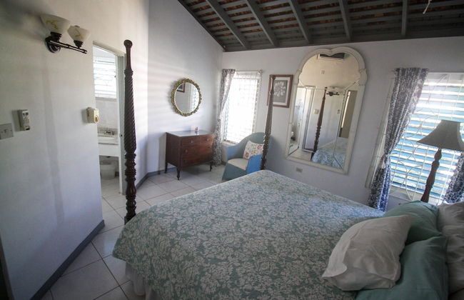 Yellow Canary Beach Villa - Photo 4