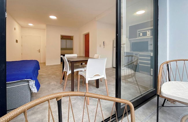 Modern Almagro Apartment for 4 Guests With Balcony and Full Amenities - Foto 5