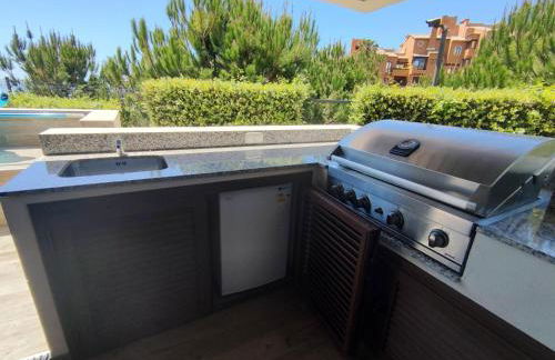 Luxury 2 bedrooms, Private Heated Pool - EHHouse - Photo 3