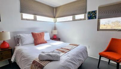 Chic Townhome Retreat nestled Downtown - Foto 4