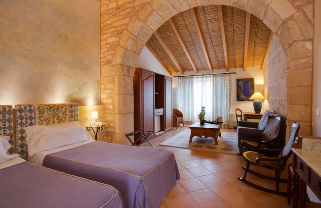 Casal Santa Eulàlia Hotel - Photo 10