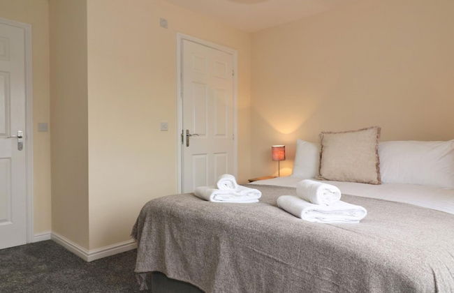 Wilkie House Holytown - Photo 18