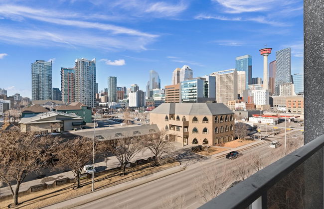 GLOBALSTAY. Modern Downtown Condos. Free parking - Photo 74