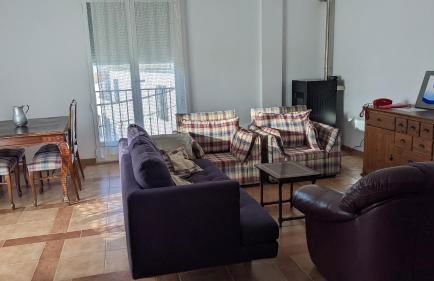 Cómodo piso en Cardeña (Córdoba) - Foto 2