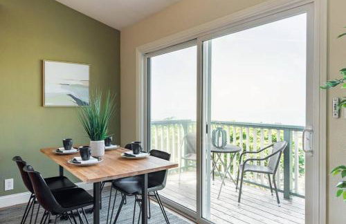 Ocean View Retreat Mins to Beaches & Trails - Photo 20