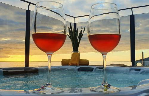 Villa Palace Fernandes with Jacuzzi - Photo 10