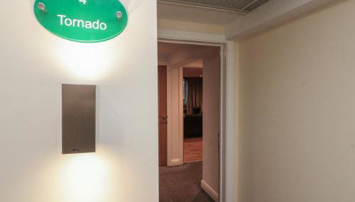 Tornado Engine Shed - Photo 3