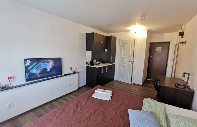 River Apartments - Photo 19