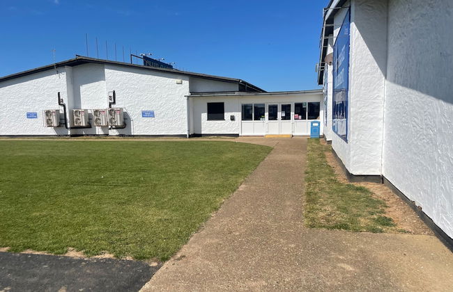 2-bed Seaside Retreat - Sleeps 4 & Parking - Foto 23