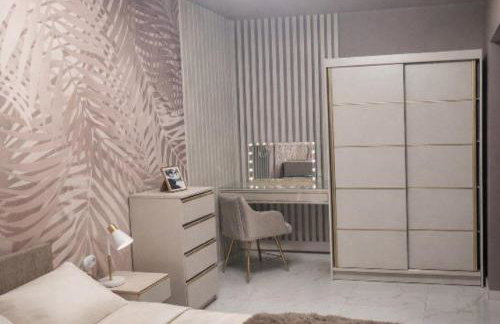 Apartament Corner Cappuccino z wanną z hydromasażem w centrum Tomaszowa! Parliamo anche Italiano! - Foto 3