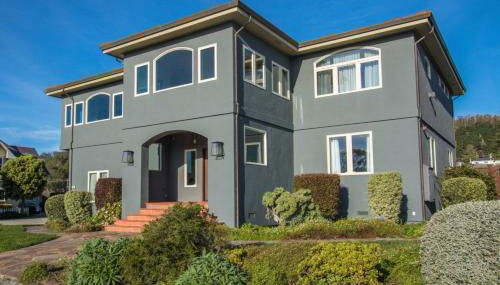 Private Home with Breathtaking Ocean Views - walk to Beaches Restaurants - Foto 2