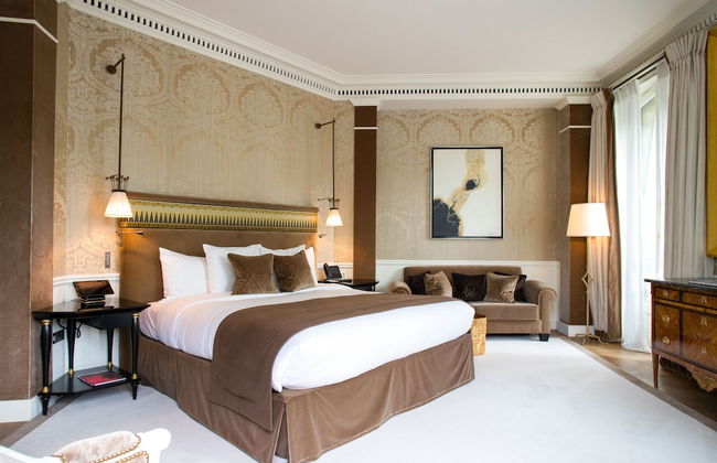 La Reserve Paris Hotel and Spa - Photo 63