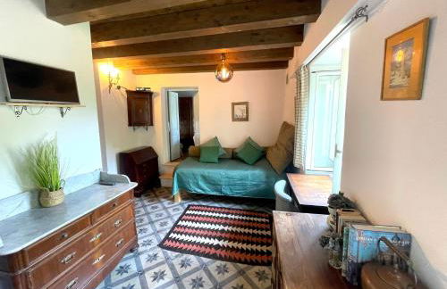 Casa del Castello Sleeps 4 Isolabona Italy - Foto 18