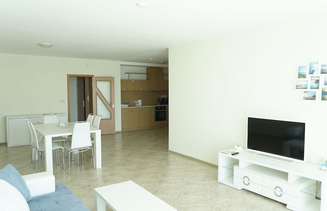 Calithea Complex - Photo 35