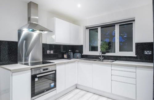 Stylish & Elegant 1BR City Centre near High Street - Foto 31