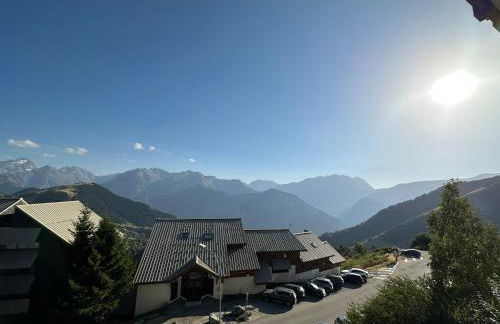 Sunny studio Mountain View balcony Alpe d Huez Studio ensoleillé balcon vue montagne - Foto 5